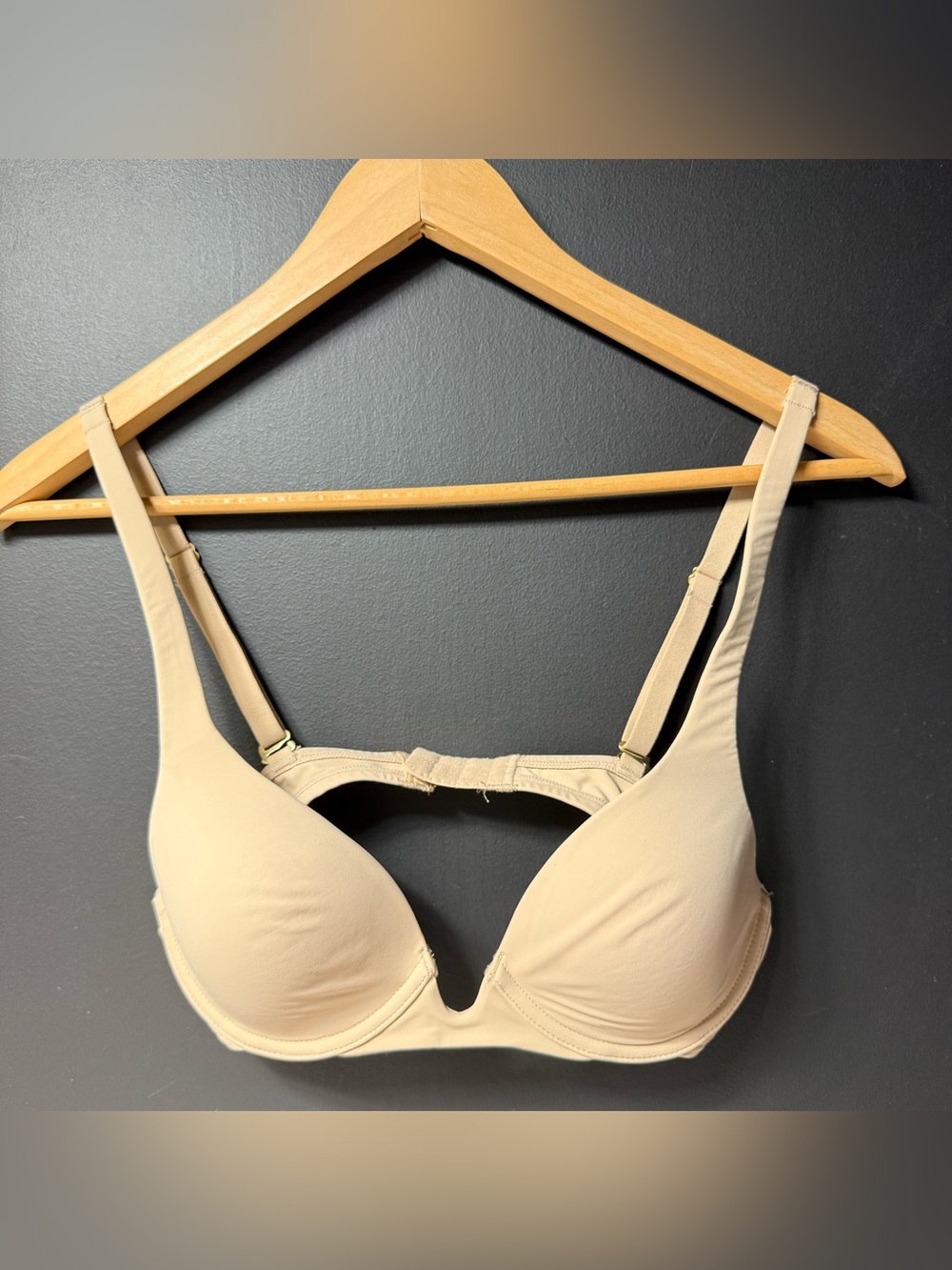 Natori Women's Verge Convertible Plunge Contour Underwire Bra